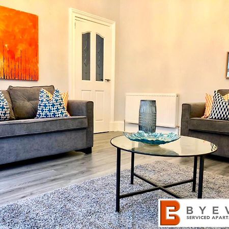 Byevo Almar Villa - Close To City And Airport - Perfect For Contractors Or Large Groups Глазго Экстерьер фото