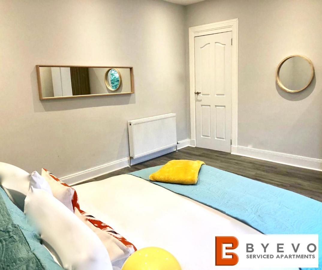 Byevo Almar Villa - Close To City And Airport - Perfect For Contractors Or Large Groups Глазго Экстерьер фото